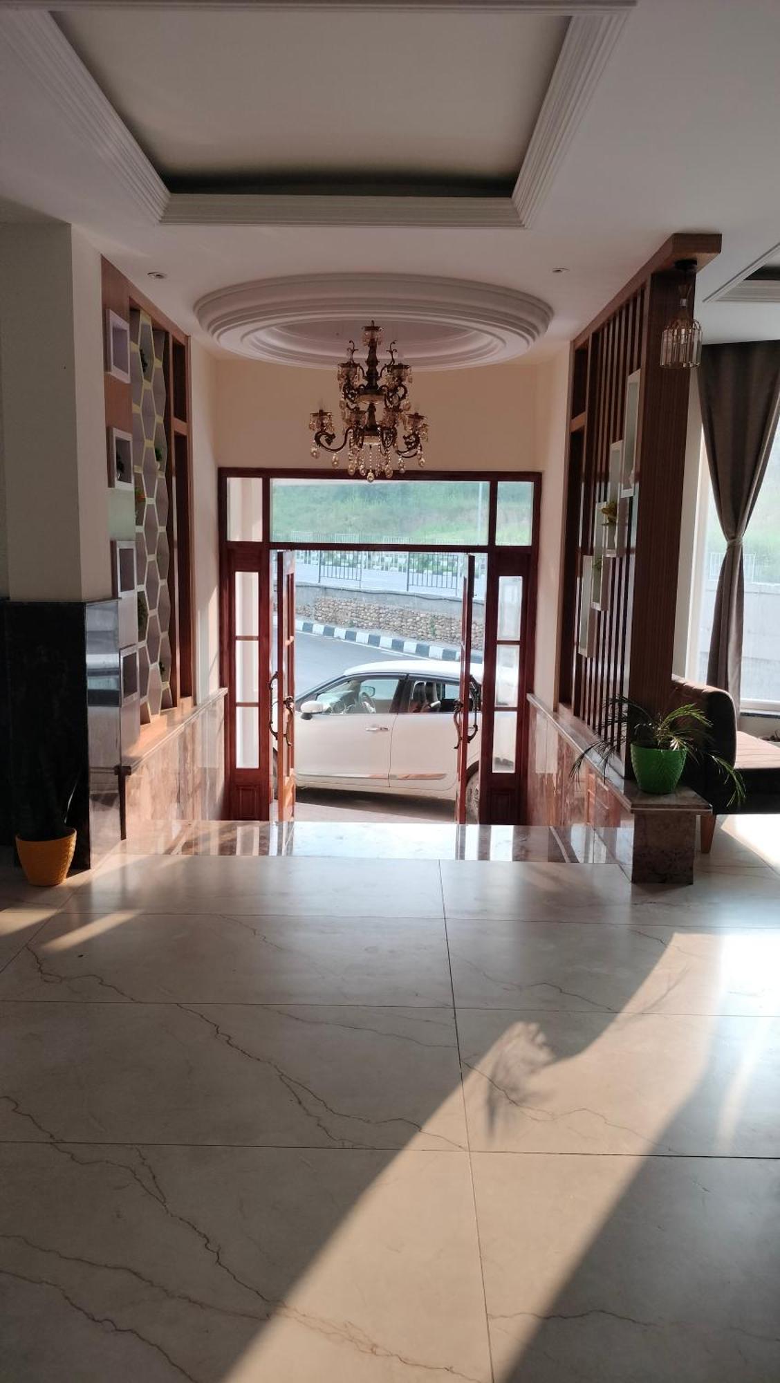 Govind Sagar View Hotel & Restaurant Bilaspur  Exterior foto